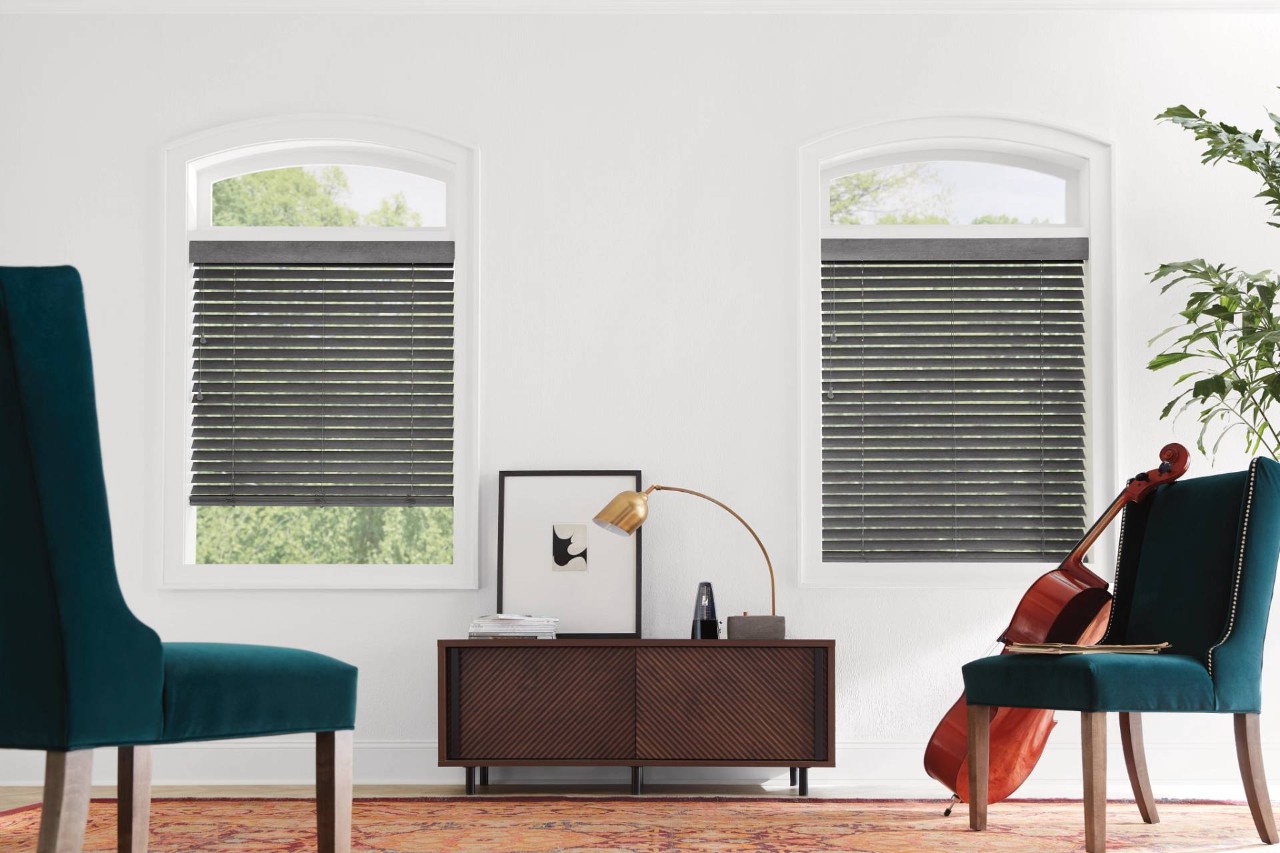 Hunter Douglas wood blinds in a music room near Kailua-Kona, HI