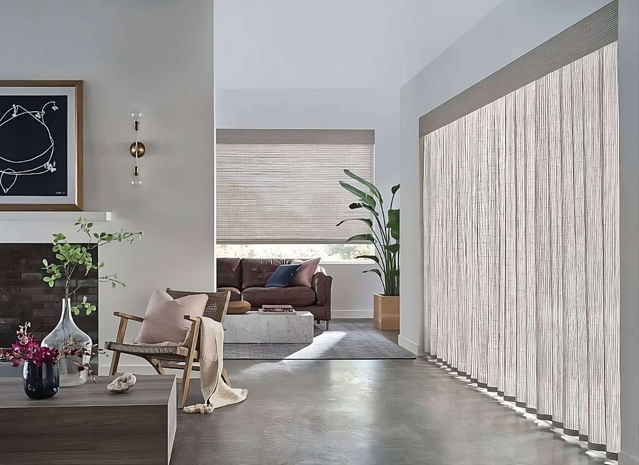 Hunter Douglas Provenance® Woven Wood Shades in a living room near Kailua-Kona, HI